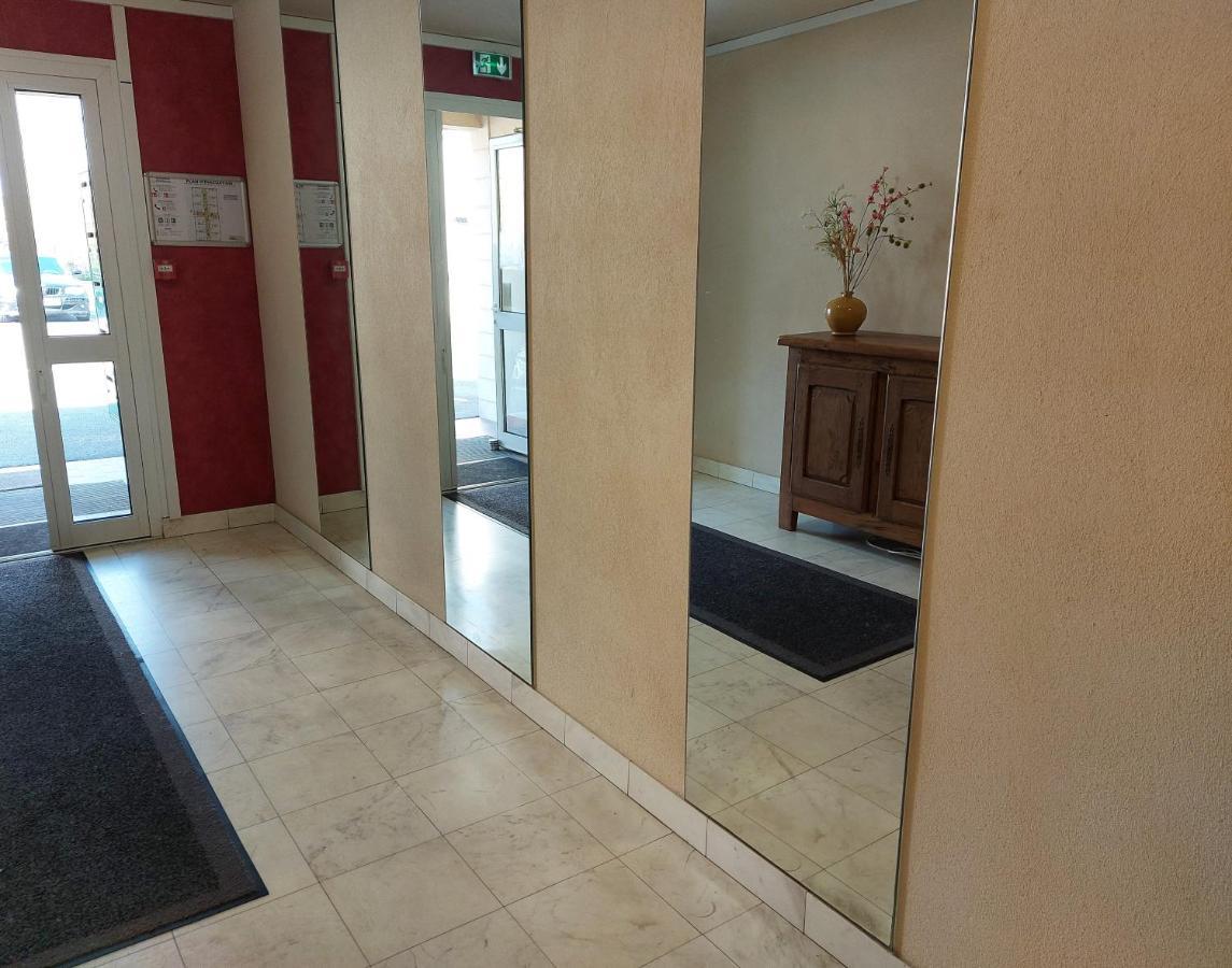 Apartmán L'Escale : Duplex 4 Pers. Asterix, Aeroport Roissy Cdg, Paris Moussy-le-Neuf Exteriér fotografie